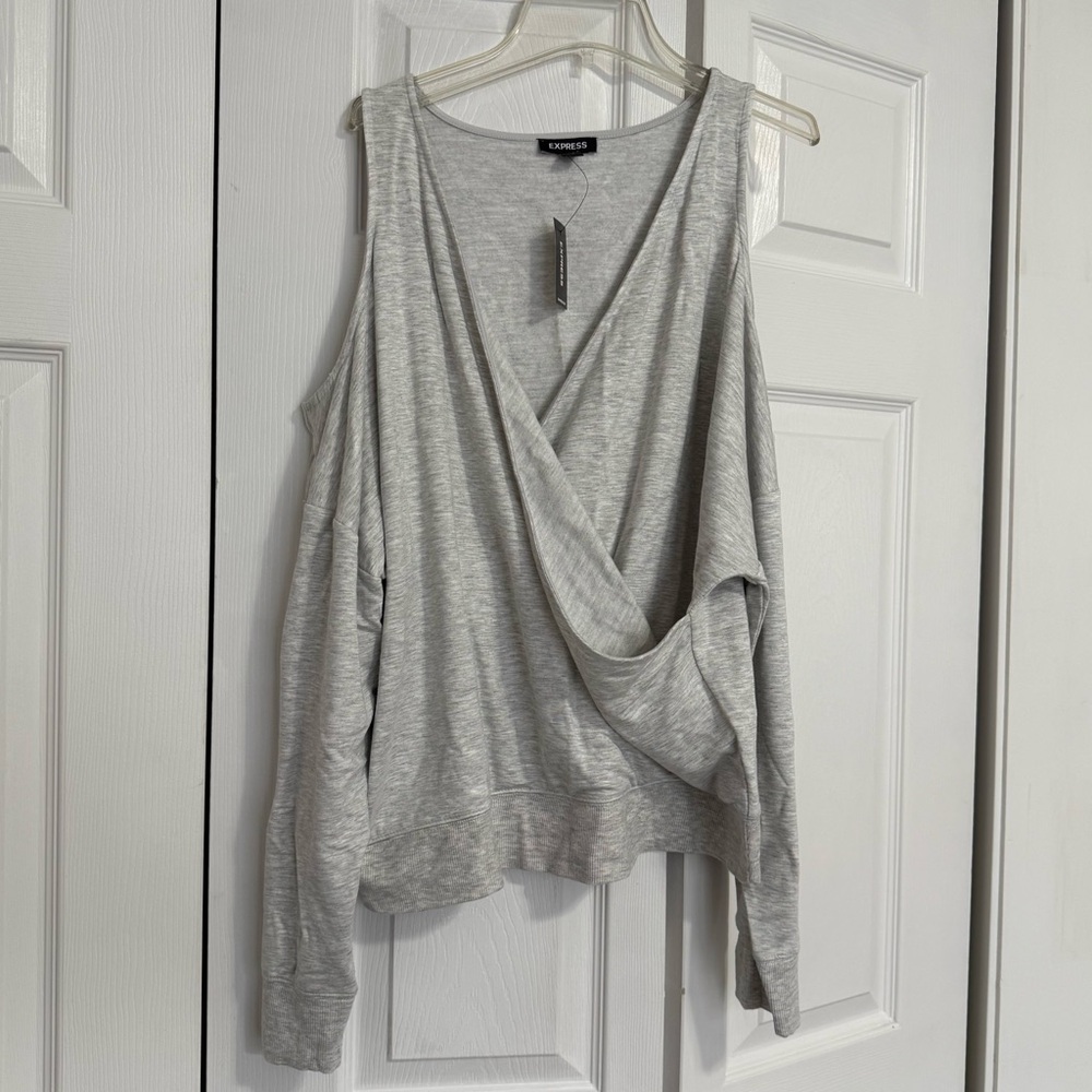 Express Gray Women's Cold Shoulder Top